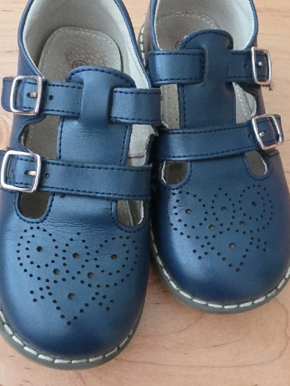 L'amour Kids Navy Blue Leather Buckle Shoes